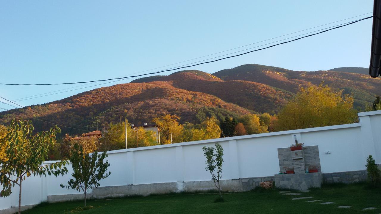 Villa Gardenia Sapareva Banya Buitenkant foto